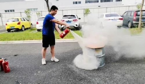 Simulacro de incendio para todos los empleados de JEC en mayo de 2020
